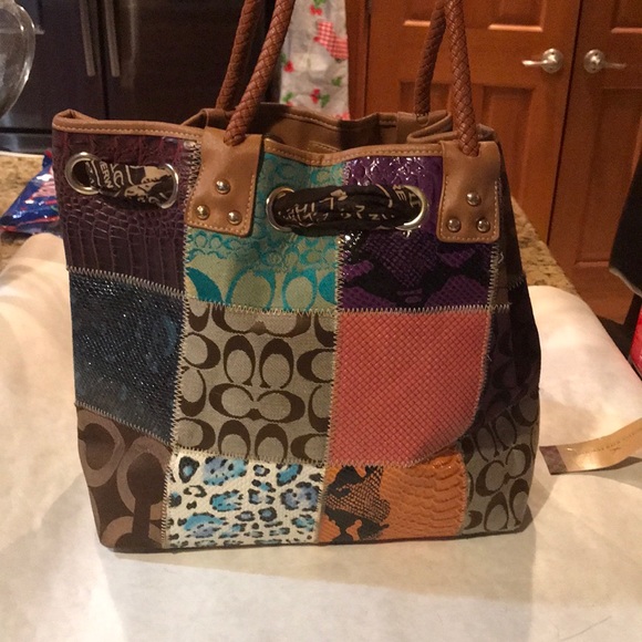 Purse- multi colored - Picture 2 of 3